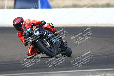 media/Sep-20-2025-TrackDaz (Sat) [[27f0cde673]]/A Group/12pm (Turn 1)/